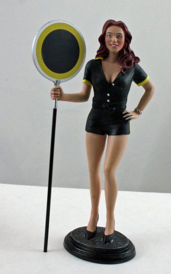 (image for) Grid Girl Figurine / Brunette (2010) - Click Image to Close