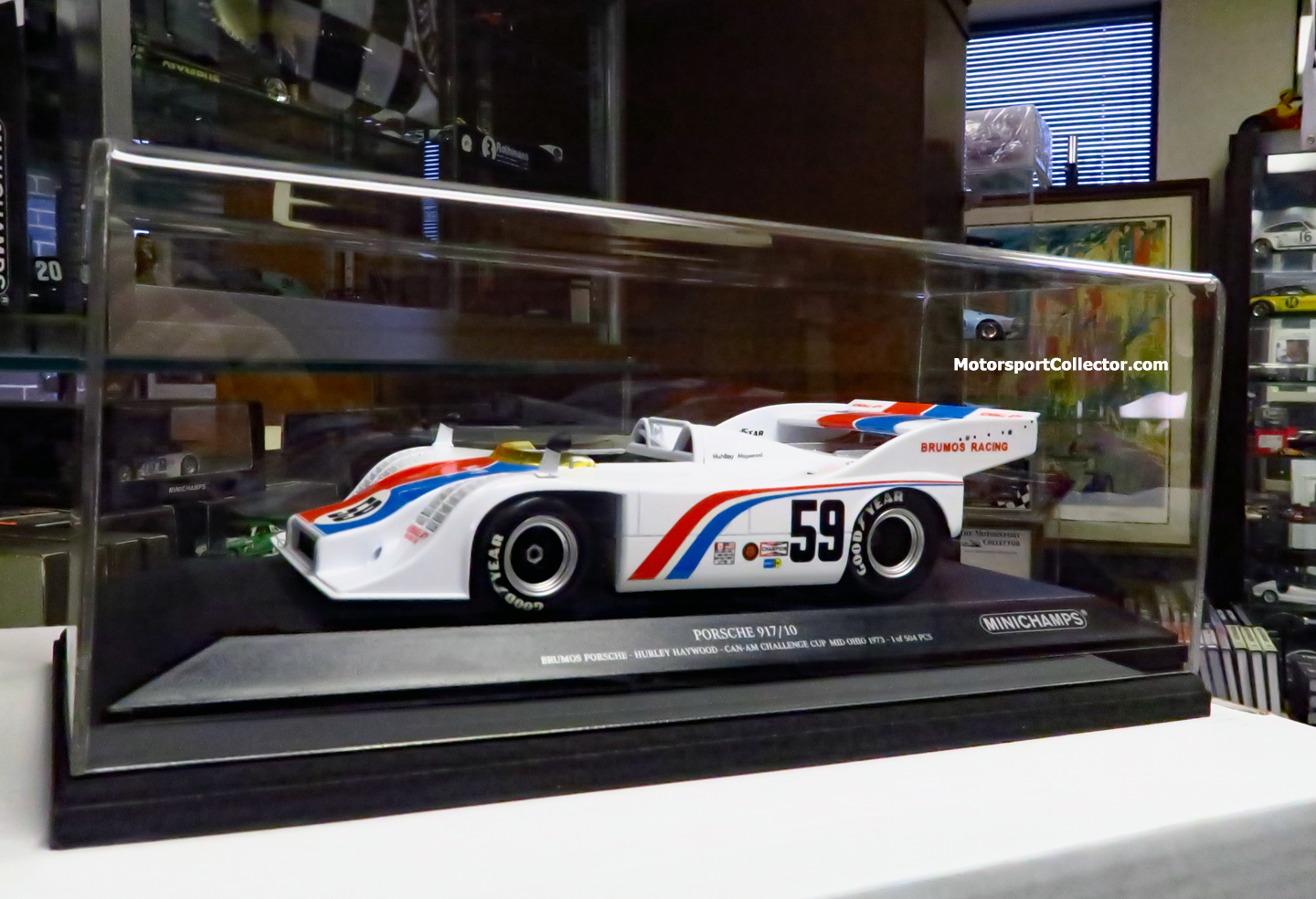 (image for) 1/18 scale 'Minichamps' Display Case