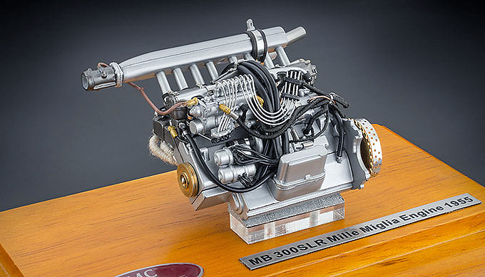 (image for) Mercedes Benz 300 SLR Engine in a Showcase - Click Image to Close