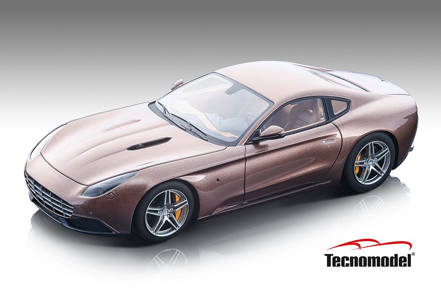 (image for) Touring Superleggera Berlinetta Lusso - Metallic Bronze 2015