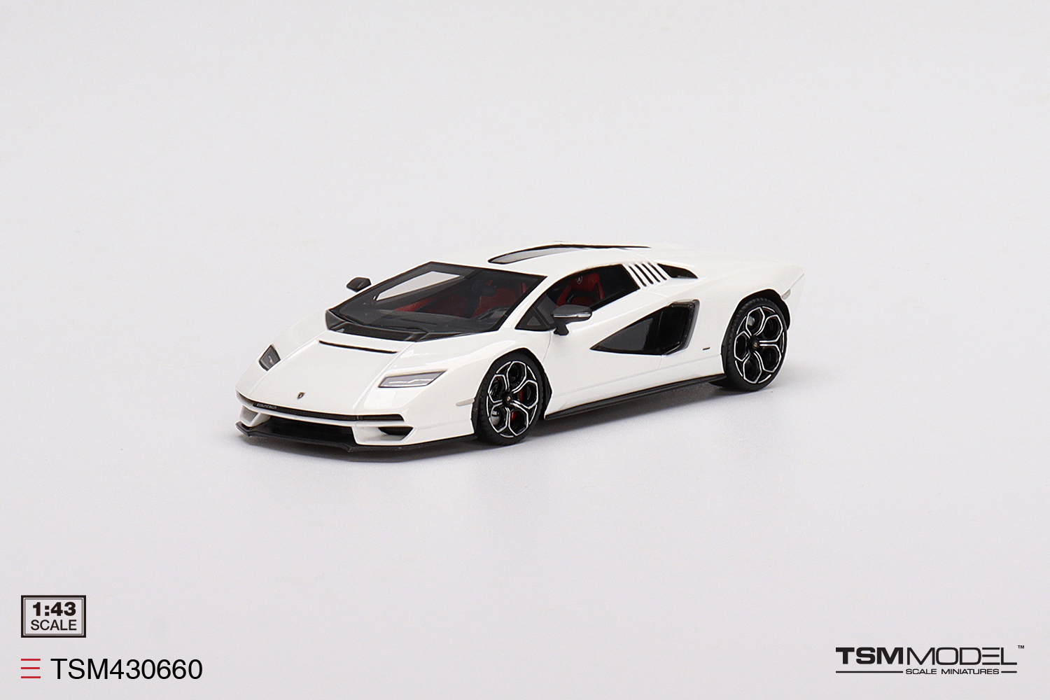 (image for) Lamborghini Countach LPI 800-4 Bianco Siderale